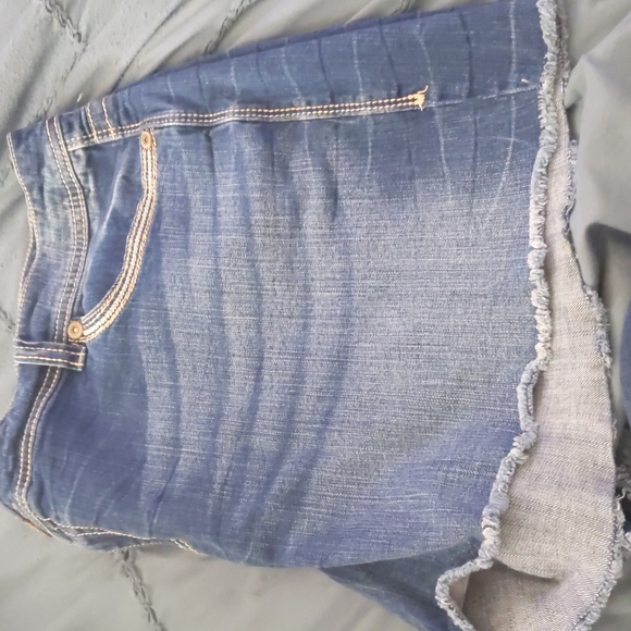 Maurice's denim shorts size 24 - Picture 2 of 8
